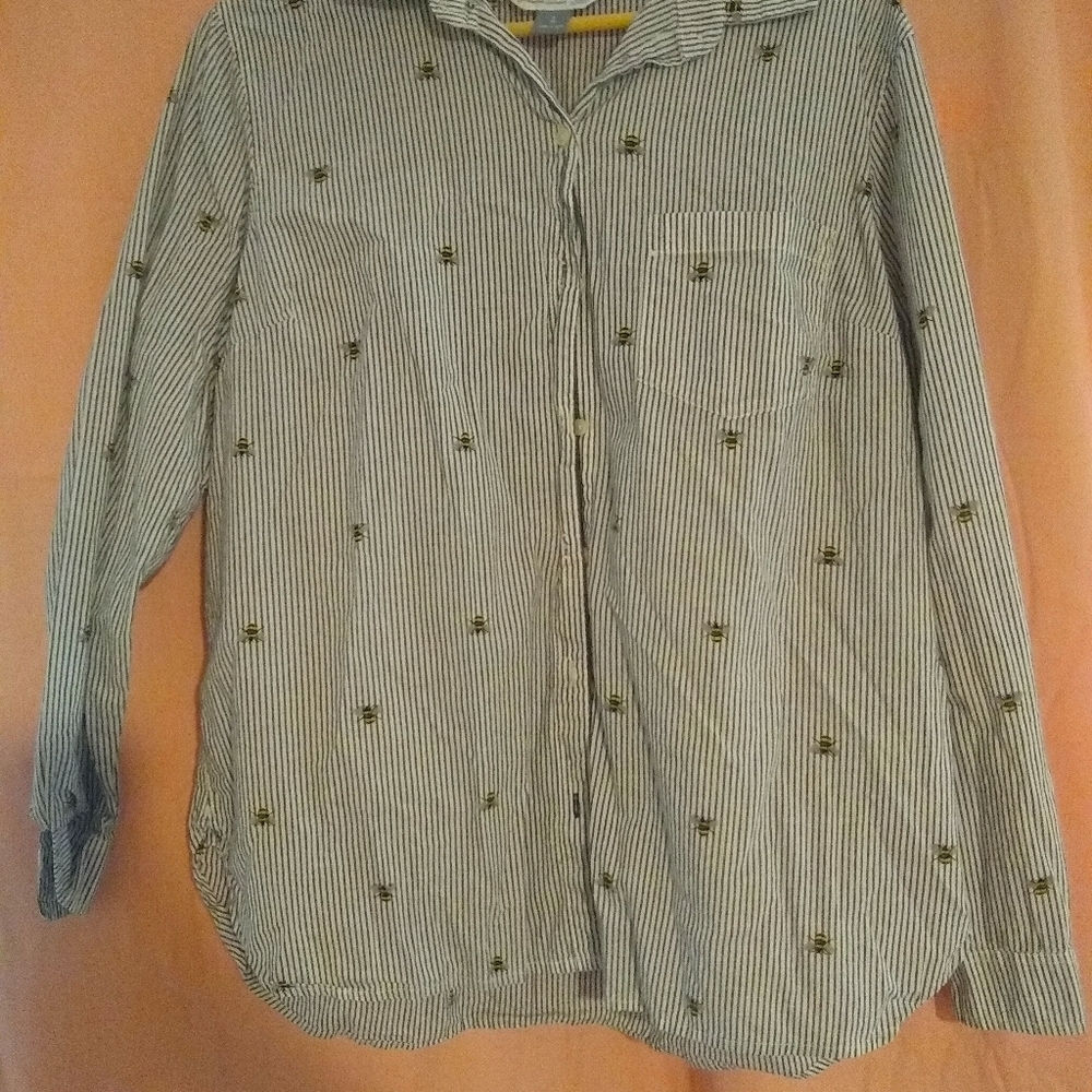 Old Navy Bumblebee Print Pinstripe Button Down